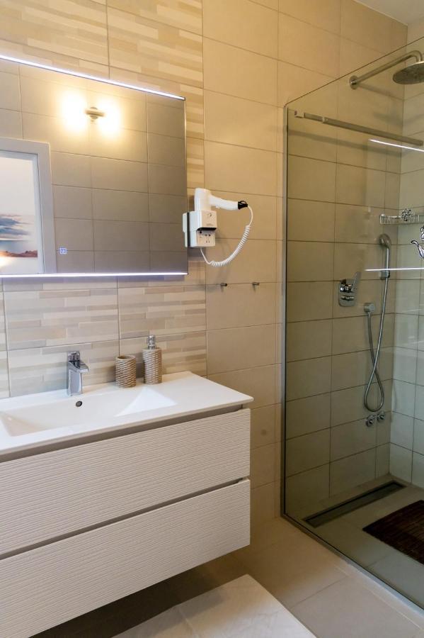 Sunny Adriatic Apartment Пореч Екстериор снимка