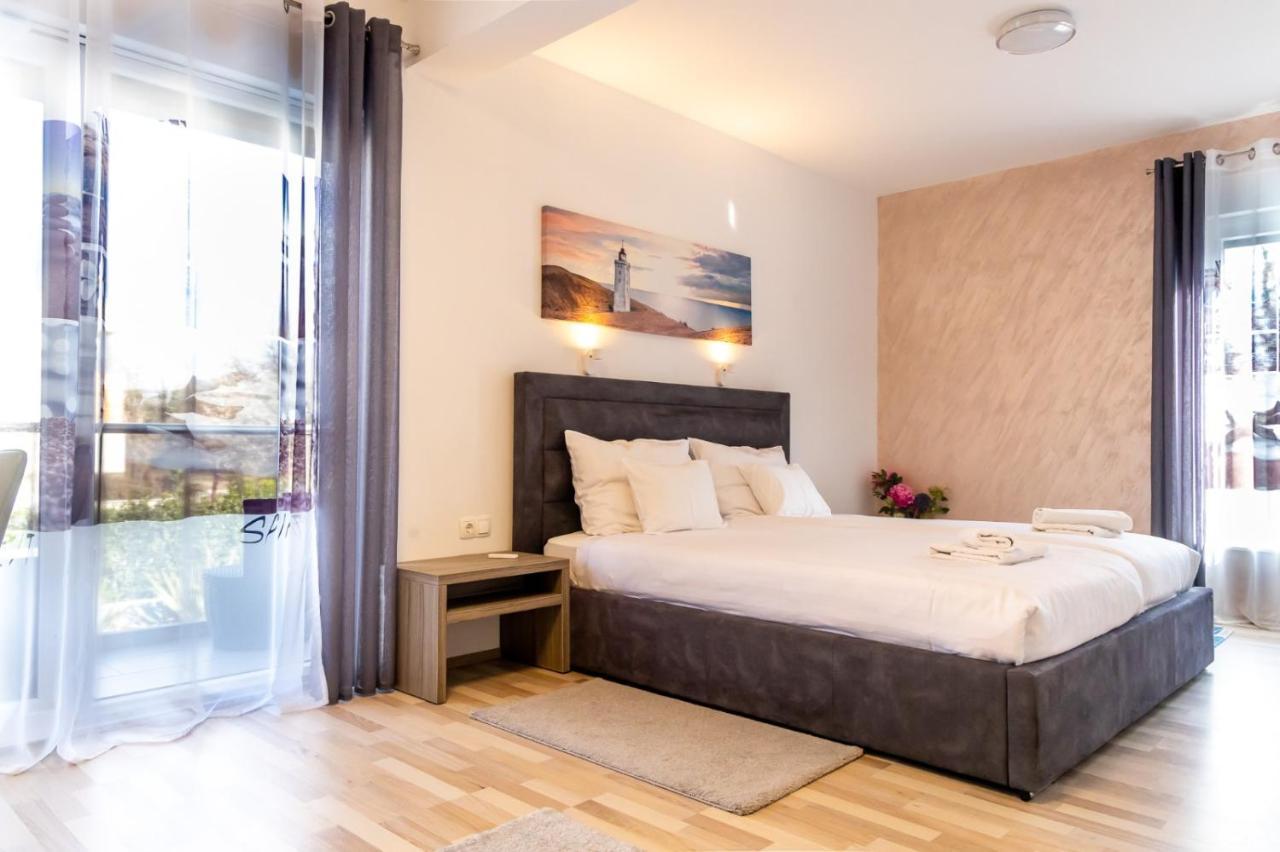 Sunny Adriatic Apartment Пореч Екстериор снимка