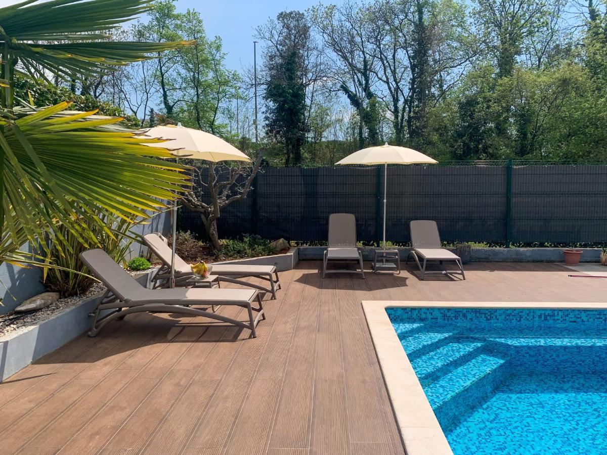 Sunny Adriatic Apartment Пореч Екстериор снимка