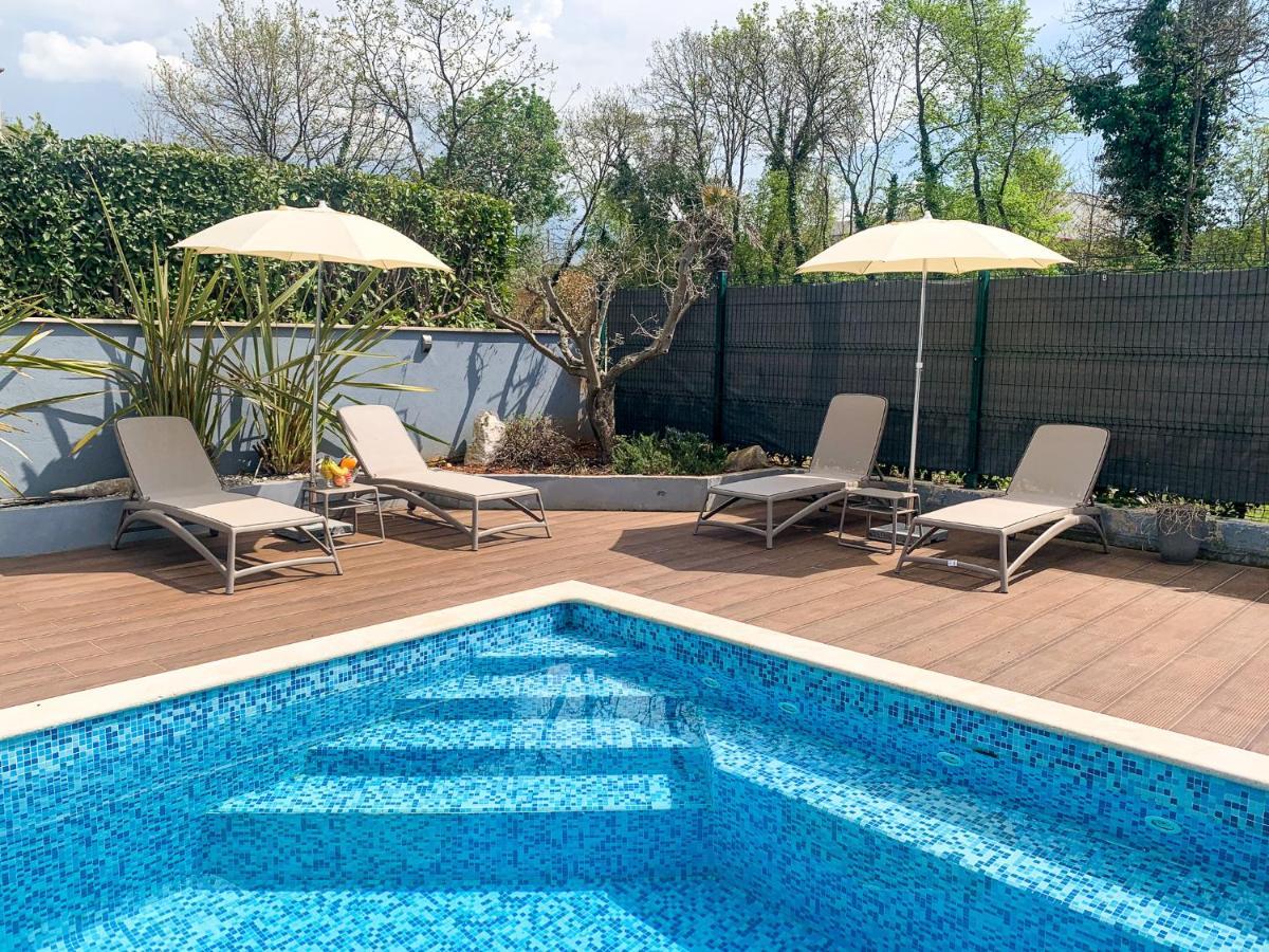 Sunny Adriatic Apartment Пореч Екстериор снимка